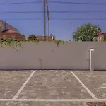 Beachfront With Ac & Private Parking By Hosthero * Чивитанова-Марке