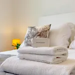Beachfront With Ac & Private Parking By Hosthero Апартаменты *