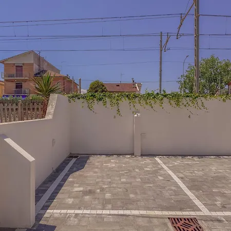 Apartmán Fronte Mare Con Parcheggio By Host Hero Civitanova Marche