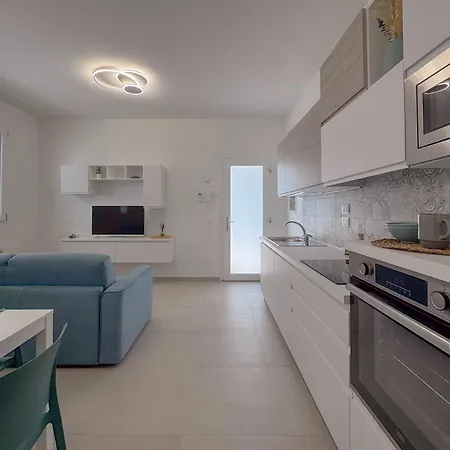 Fronte Mare Con Parcheggio By Host Hero Apartmán