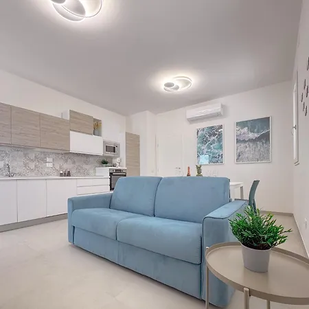 Διαμέρισμα Beachfront - Ac & Private Parking By Hosthero