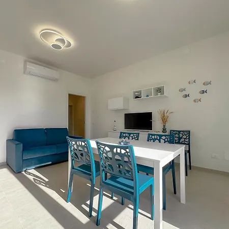 Beachfront - Ac & Private Parking By Hosthero Civitanova Marche