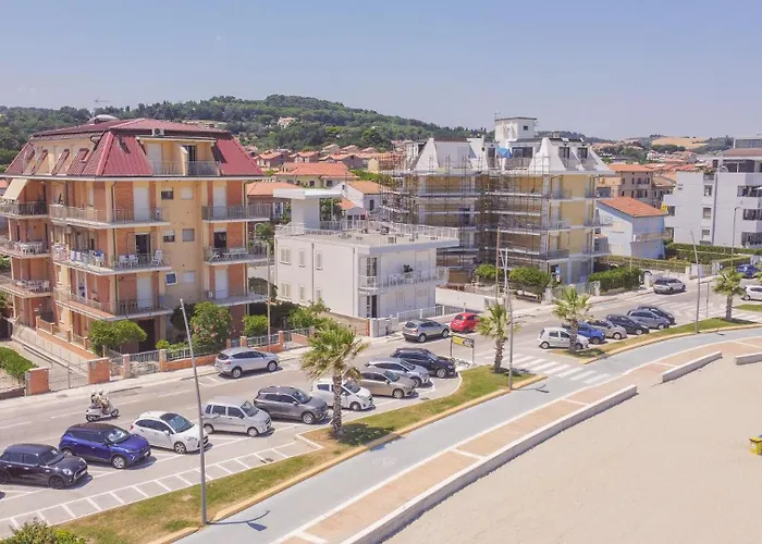 Apartment Beachfront With Ac & Private Parking By Hosthero *